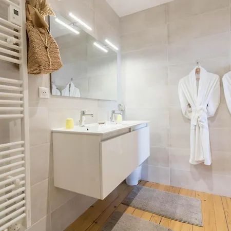 Les Des 3 Chouettes Bed and breakfast Sepx